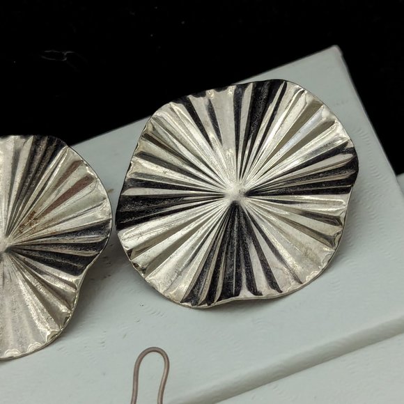 Vintage Lot Earrings Jewelry 3 Pairs Earrings Silver Tone Impressionist - Picture 10 of 13